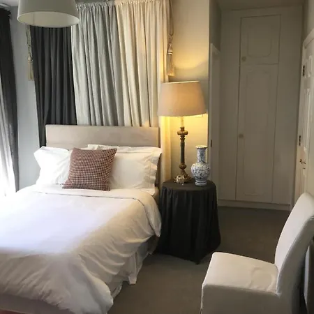 Nordav Bed & Breakfast 4*